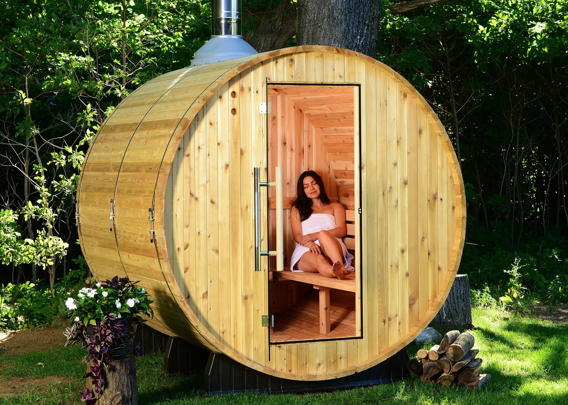 Seneca 6 Person Barrel Sauna - Outdoor Saunas