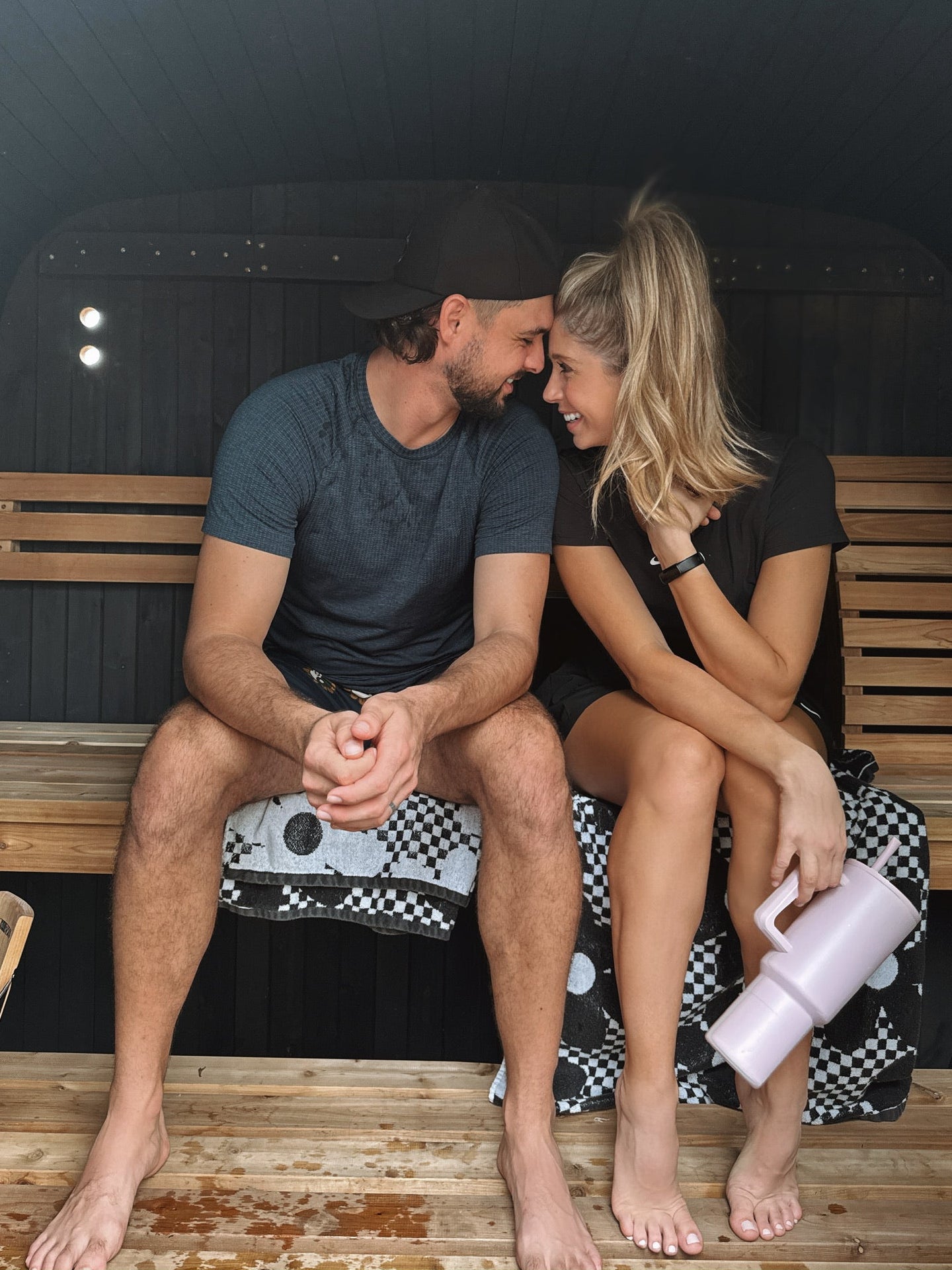 BlackWater 4 Person Cube Sauna